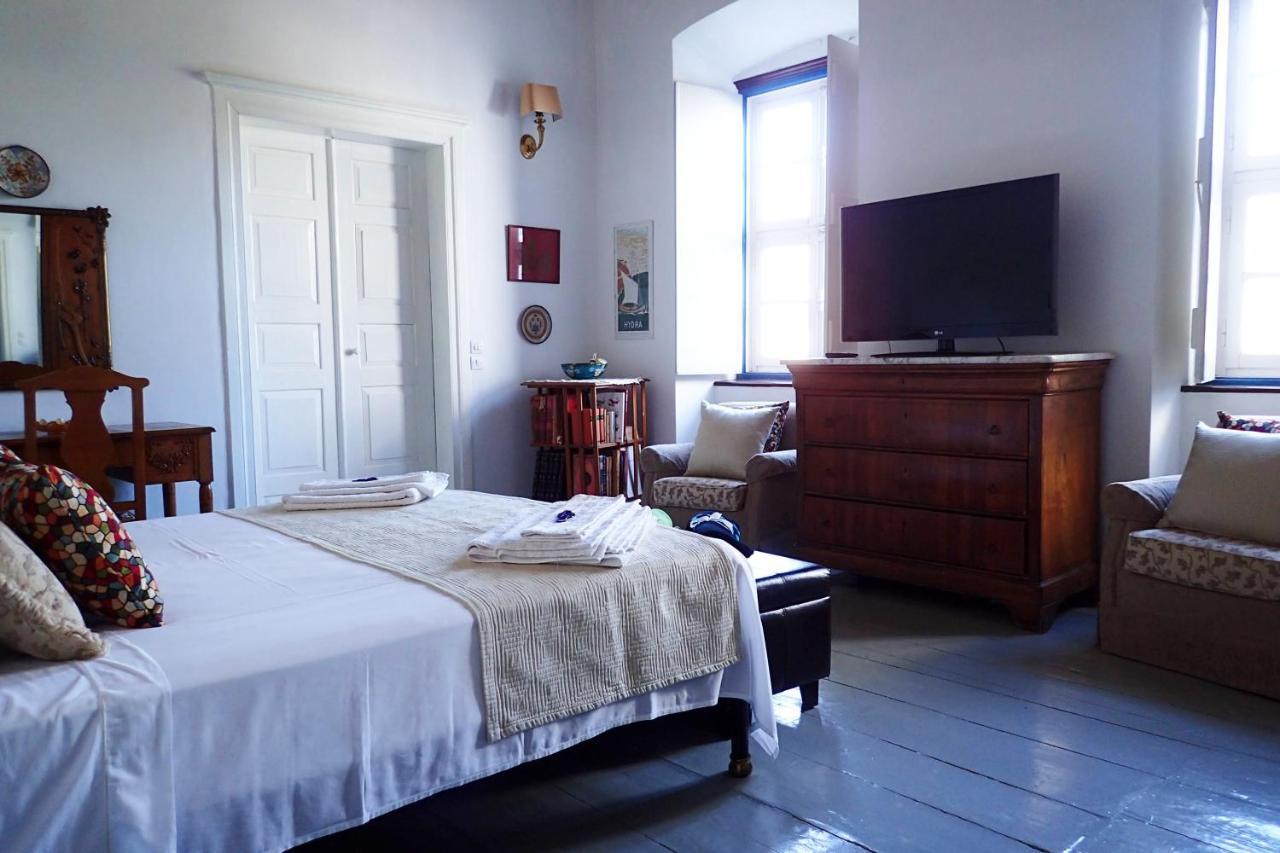 Rallou House Hydra ภายนอก รูปภาพ